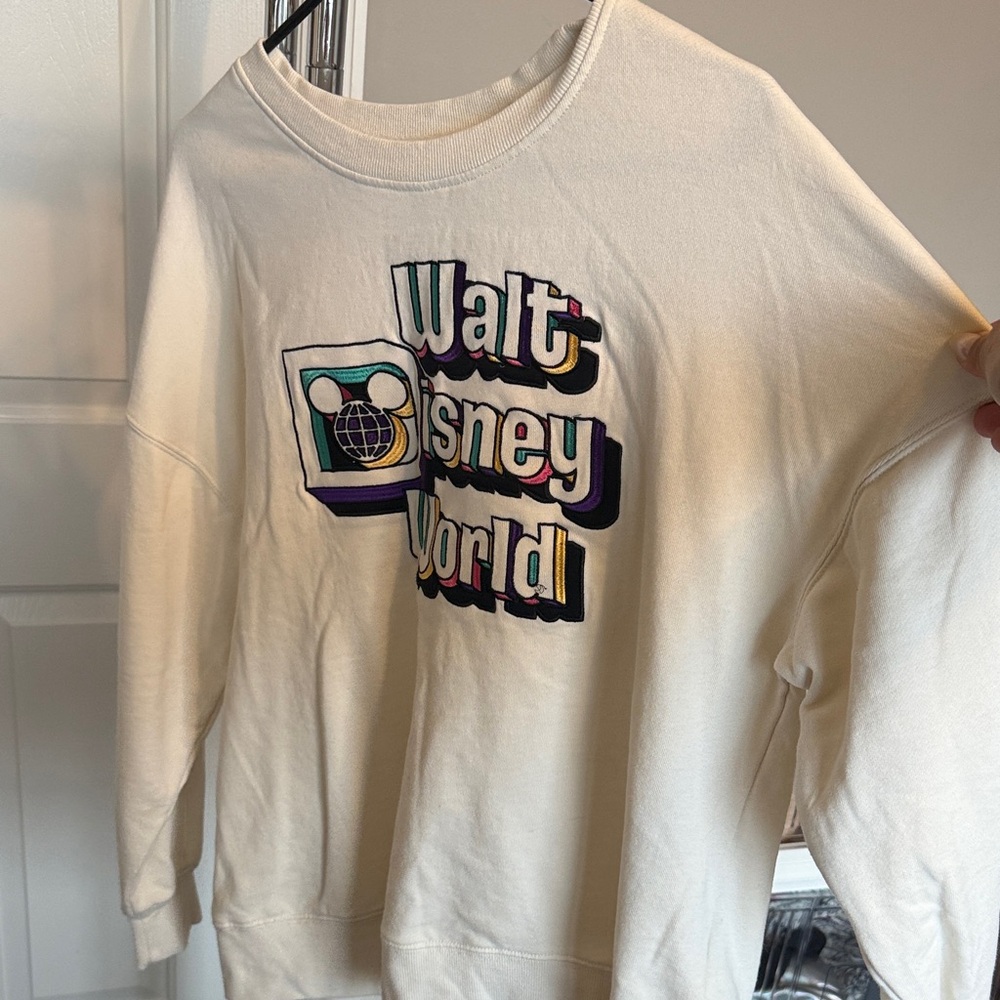 WDW Cream Sweatshirt